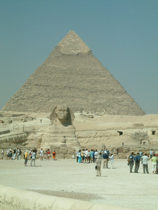 ２年前に行ったエジプトの思い出です。<br />ふしぎ発見序章。