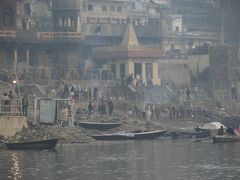 ガンジス川　船による沐浴観光完全レポート