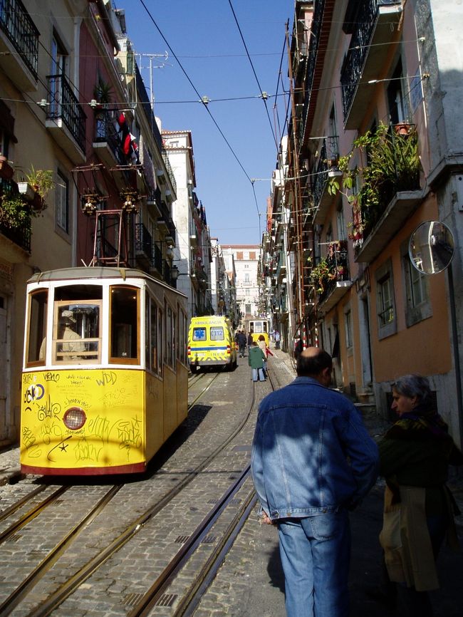 リスボンの写真。<br />あっ、ポルトガルのマクドナルドは<br />ドリンクにビールが選べます。