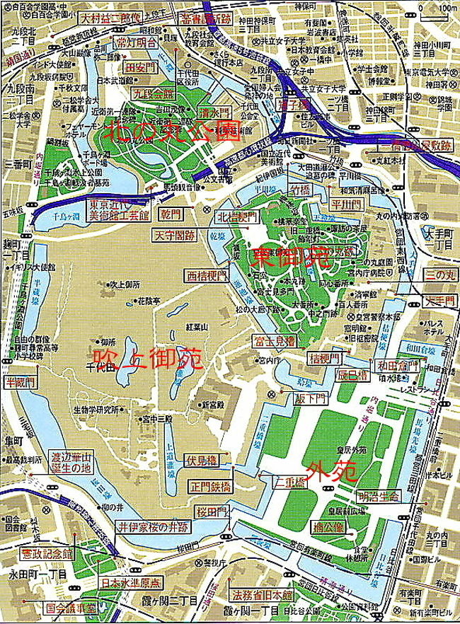 江戸城北の丸跡<br /><br />旧江戸城、現在の皇居は、四つの部分から成っているのをご存知ですか<br />吹上御苑、皇居外苑、東御苑、北の丸公園の四つです。<br /><br />この内、外苑は警視庁からパレスホテルへ車、人が通り抜ける内堀通りが走る広場ですし、<br />北の丸公園は、内部に武道館や科学技術館がある一般に開放された公園になっています。<br /><br />意外とご存知ないのが旧本丸跡の東御苑です。歴史の宝庫と言っても良いところです。<br />入城できる門は３か所に限られてますが、火曜日から金曜日まで中に入れます。<br /><br />通常入れて貰えないのが宮中三殿のある吹上御苑だけです。四つの部分全体の櫓、門、石垣等が<br />昭和３８年（1963）文化財保護法により、国の特別史跡に指定されました。<br /><br />一昨日は開放されている北の丸公園を取り囲む、牛ｹ淵と桜で有名な千鳥ｹ淵を歩いてみました<br />牛ｹ淵は、九段下交差点を囲む、九段会館や千代田区役所が面した一角です。<br /><br />千鳥が淵は、武道館に入る田安門の牛ｹ淵と反対側の濠。靖国神社の大鳥居の辺りから、<br />ぐるっと北の丸公園の北から西の部分を取り囲んでいます。<br />