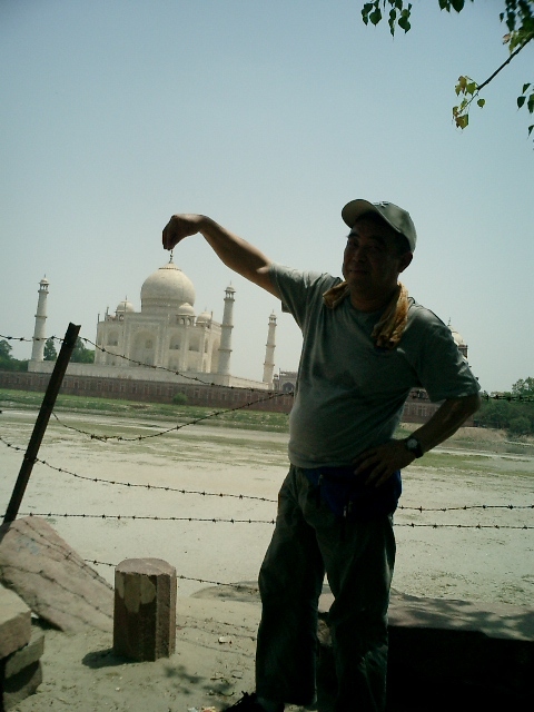 インド訪問記１ 「ムガール帝国の残像」 アグラー