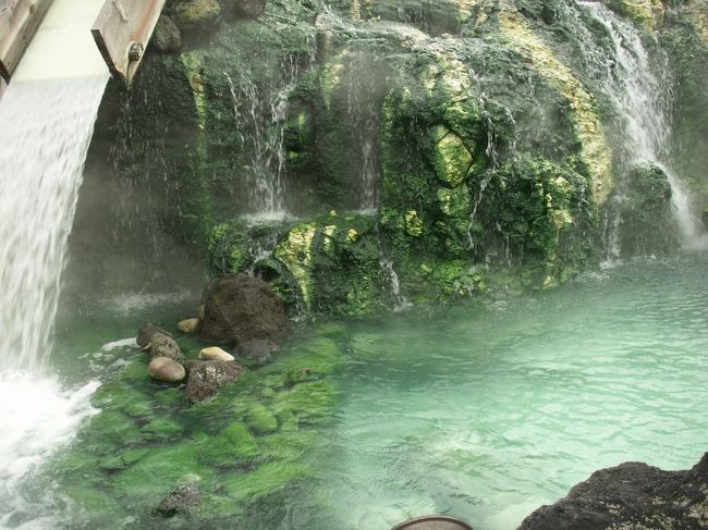 友達に誘われて、バス送迎つき草津温泉一泊4,725円のホテルに泊まって来ました。<br /><br /><br />