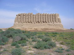トルクメニスタンの旅・・・マリイ、メルブ、カラクム砂漠、トルクメンアバード