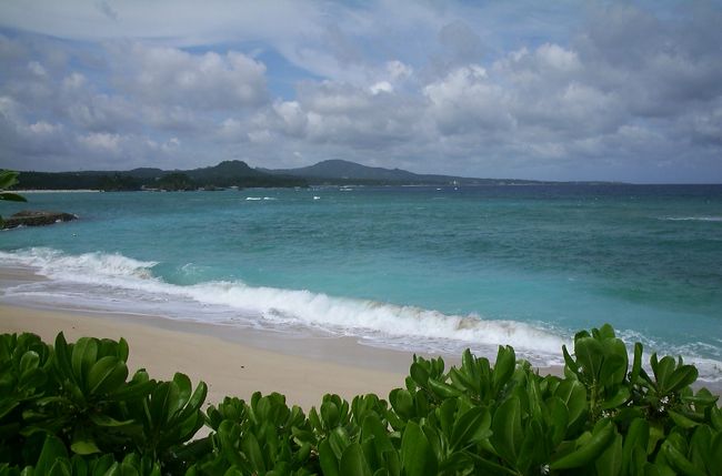 ホテルでのんびりしてきました。<br />「美ら海水族館」にも行き，たーのしかったです！<br /><br />１０年ぶりの沖縄でした。<br /><br />レンタカー付フリープランのパッケージ利用<br />（交通）広島⇔沖縄　飛行機利用（ＡＮＡ）<br />（宿泊ホテル）ザ・ブセナテラス