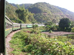 中国ベトナム国境越え鉄道旅行。河口−ラオカイ−ハノイ。