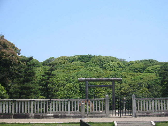 日本最大の古墳。<br /><br />ってことは、世界最大の古墳。<br /><br />すげー!<br /><br />ってことで、行って来た。