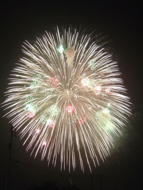 正三尺玉」と復興祈願花火「フェニックス」長岡市制100周年祝い花火