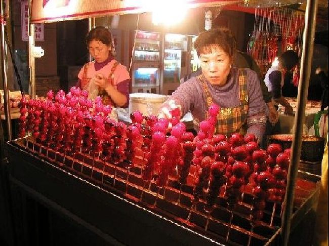 パックでお得な台湾への旅に行ってきました。観光、朝食、お昼１回、などついて約３万でした。初めて行ったのでさっくりと回ってきました！