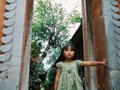 まるハダカのサーファー＠クタ