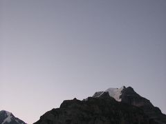 スイスアルプス絶景ハイキングその２８ミューレンでの早朝ハイキング