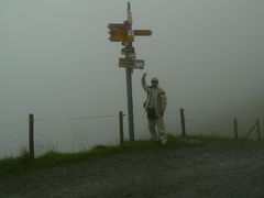 雨のハイキング　クライネ・シャイデック～ヴェンゲルンアルプ（2006お急ぎ７カ国？旅行?）