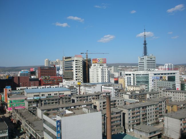 2006年09月21日(木)、今度の日本人会定期総会に参加する知人が延吉空港から乗るタクシーでぼったくりに会い、かつ荷物を持ち去られました。ひどすぎる〜