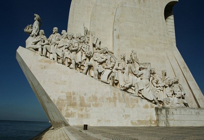 ヨーロッパの片田舎、ポルトガルののどかなツアーに参加。ポルトガルは大航海時代の幕開けの国である。出かける前にポルトガルの歴史について調べてみたが、かなり面白い。スペインとの争いに敗れて、華々しさをうしなったが・・・・