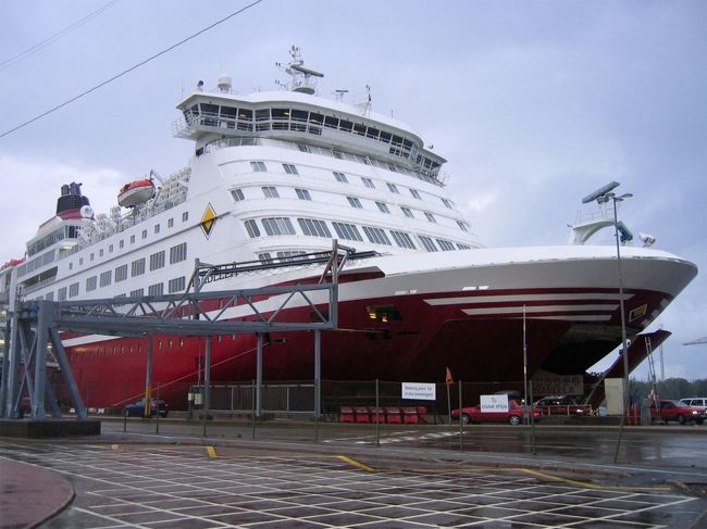 トゥルクからストックホルムまでのフェリー : <br />フィンランドのトゥルクからストックホルムまでヴァイキング・ライン (バイキング・ライン) のイザベラ号で行きました。<br /><br />Ferry travel from Turku to Stockholm : <br />I took M/S Isabella operated by Viking Line from Turku, Finland to Stockholm, Sweden.<br />