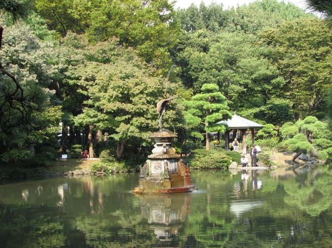 １０月２６日、所用で東京に行ったついでに昼休みを利用して鶴の噴水のある池をメインに撮影するために日比谷公園を訪問した。　秋らしい風景に変わって行っている。<br /><br /><br /><br /><br />＊写真は鶴の噴水