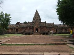 イサーン遺跡めぐりとチャーン島の旅?　パノム・ルン遺跡公園