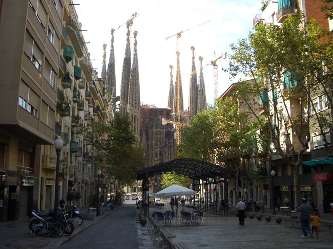 バルセロナにあるモデルニスモ建築に魅せられますた…