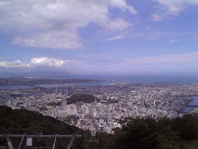 出張で徳島市役所に行ったのですが、仕事もそこそこに市内観光へ繰り出し阿波踊り会館に行ったりして結構学びの三日間でした。