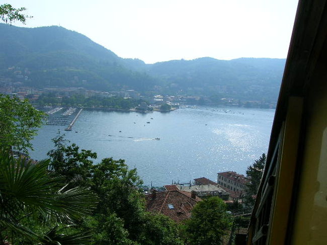 スイスからTiranoに行き、一泊してから、コモ湖を通ってミラノに戻ることにしました。