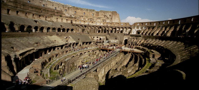 今回の旅は。。。<br />ローマ、シシリー島、南イタリアをレンタカーでまわります。<br /><br />【旅の1～2日目】は<br />1日目ローマへ移動、翌日、ローマを観光です