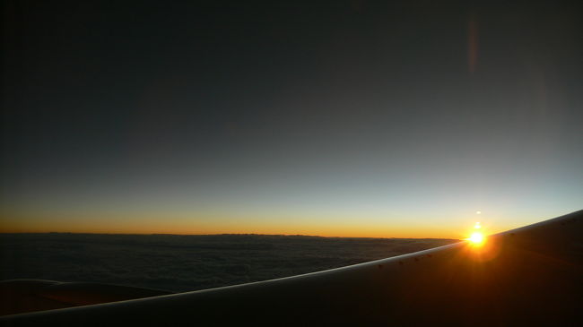 バババババリ島旅行記へようこそ！！<br />今回は最終日ホテルをでて、プラザバリでお土産買って飛行機に乗って帰る編です。<br />飛行機の中では日の出を見ました。<br />きれいでした。。。<br />