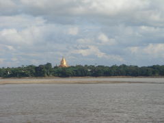 ?祈りの国　ミャンマー☆　船でバガンへ編
