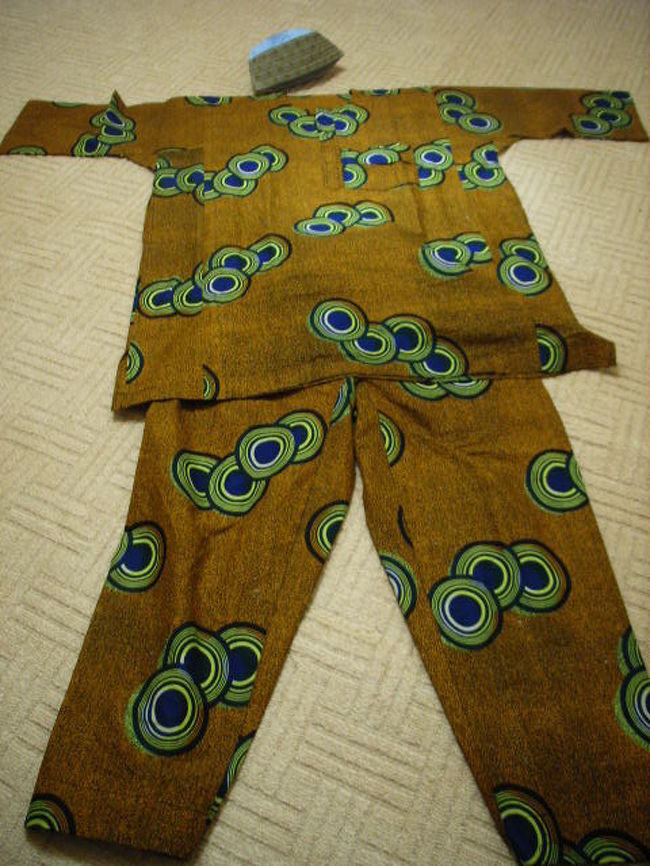 ベナンの民族衣装 ボンバの作り方 ポルトノボ ベナン の旅行記 ブログ By いもかめだいこんさん フォートラベル