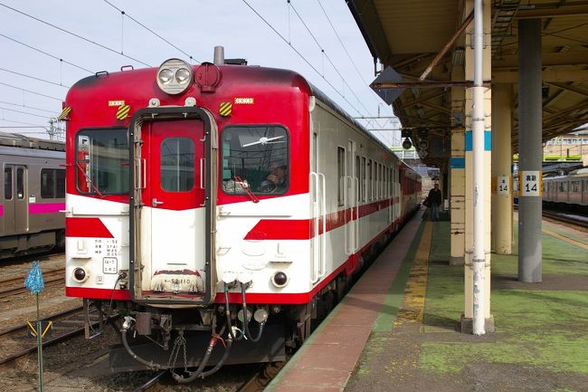 大館からいわて銀河鉄道を経て盛岡まで128.2kmのローカル線の旅をしました。<br />花輪線は、３月１８日から新型車両に切り替えられるため旧型車両での最後の旅となりました。<br />山間部にはいると雪景色が広がり、やっと、東北に来た実感が出てきました。