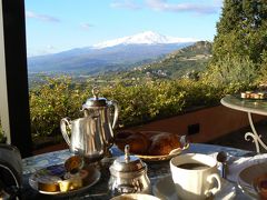 ～タオルミーナ絶景ホテル　デザートはエトナ山～　０７正月シチリア旅行