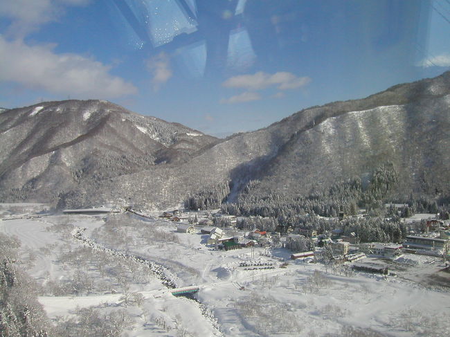 今年もやってまいりました。<br />雪山の季節です。<br />いつも雪質のよい、そして、ゲレンデも広い、かぐらみつまた・田代です。<br />天気もはれて、いい感じです。