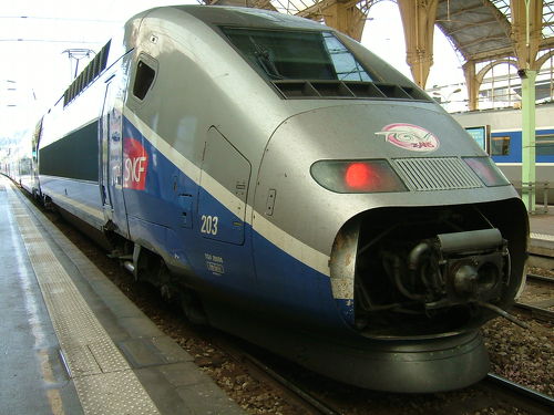 TGV Mediterraneeの車窓から』プロヴァンスアルプコート TGV Mediterraneeの車窓から』プロヴァンスアルプコート