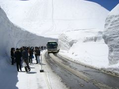 悪天候の後、快晴のアルペンルート！（大観峰から室堂そして立山駅）