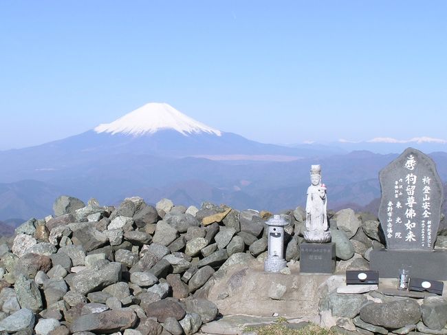 仕事で丹沢の塔ノ岳に登ってきました