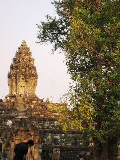 2007冬、カンボジア王国旅行記1(12/13：写真補遺)：ロリュオス遺跡群