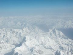 エヴェレスト街道トレッキング?　成都～ラサ・横断山脈越えフライト