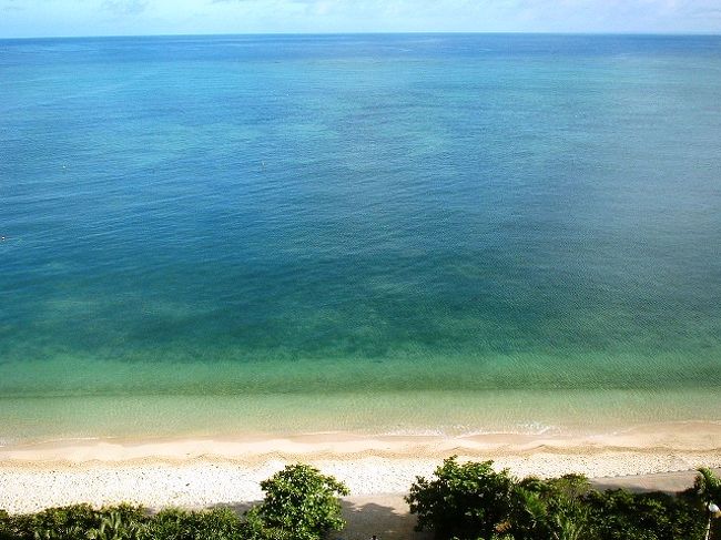 ２度目の沖縄旅行。海、空、雲、風、砂の自然の美しさと、<br />眩い太陽、澄んだ空気、透き通る水で綴る美ら琉球南国。