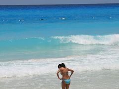 なまら青いっしょ！カンクンの地平線まで続く青い海と白いビーチ！