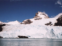 パタゴニア最果て紀行(６)～ウプサラ氷河クルージング～