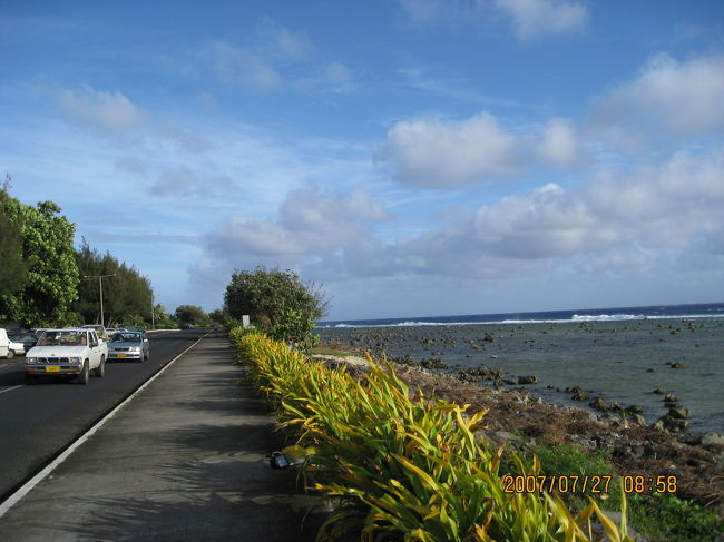２００７年７月２７日（金）ロサンゼルスからＮＺ１９便で憧れのクック諸島に到着おいしいものは何もない島だが、自然と人情は一杯でした
