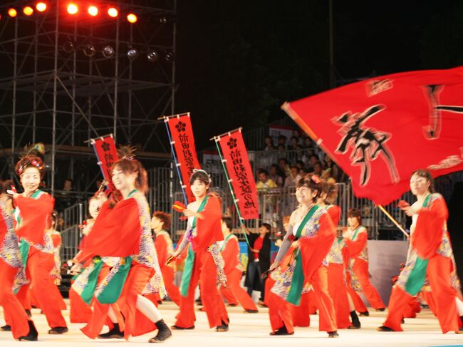 恒例になった日本・ど真ん中祭り、略称『どまつり』です。ファイナルステージに残った13チームの内、最後の5チームです。(ウィキペディア)