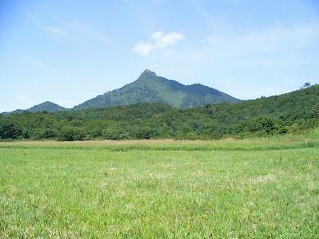 今日は大山周辺をドライブしながらとっとり花回廊まで向かう予定です。<br /><br />今日もとってもいい天気！！<br /><br />まずは出発する前に、せっかくなので休暇村周辺を散策します。<br /><br />