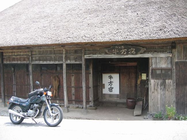 初夏の海風をあびながら糸魚川へ<br /><br />千国街道で白馬。白馬の露天風呂に入り<br /><br />鬼無里〜戸隠とおきまりのツーリングルート。<br />走行距離２１０ｋｍ。 <br /><br />