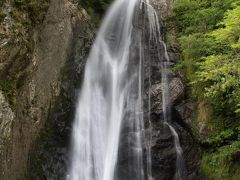 滝めぐりシリーズ３５　銚子の滝　岐阜県高山市