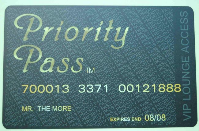 クレジットカード会社から貰った<br />「Priority Pass 」カードでラウンジに行って見ました。