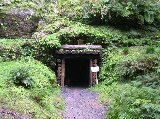 山陰・山陽をぐるりと回ってみました。本日は4日目。出雲から始まり、石見銀山〜琴の浜〜萩と移動距離の多い一日でした。