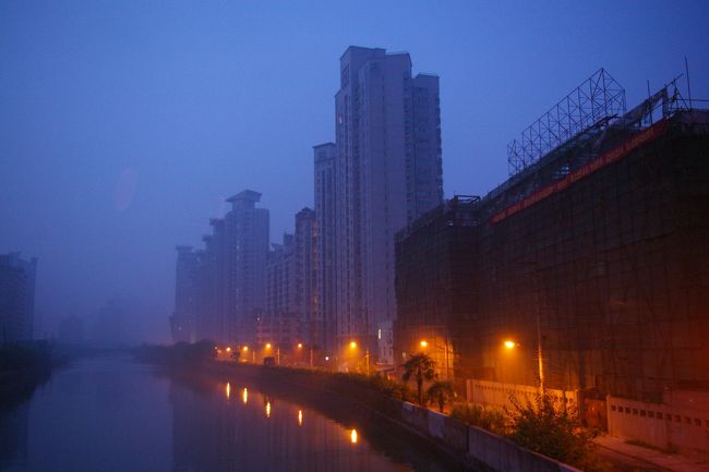 朝の散歩道　～上海蘇州河エリア～