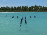 赤道直下、絶海のサンゴ礁の島にやってきた