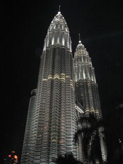2007秋、マレーシア旅行記1(3/24)：9月19日(3)：クアラルンプール、ペトロナス・ツインタワー