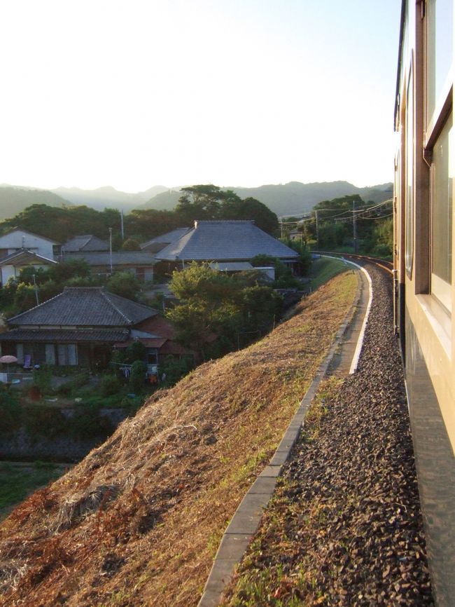 8月の土曜日、シュノーケルセットと水着を抱えて友人と房総の鵜原まで行ってきました。<br />しかし肝心のシュノーケリング写真がありません（汗）<br />夏の休日のひとコマということでお楽しみくださいませ。。（笑）