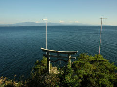 湖の孤島、竹生島へ